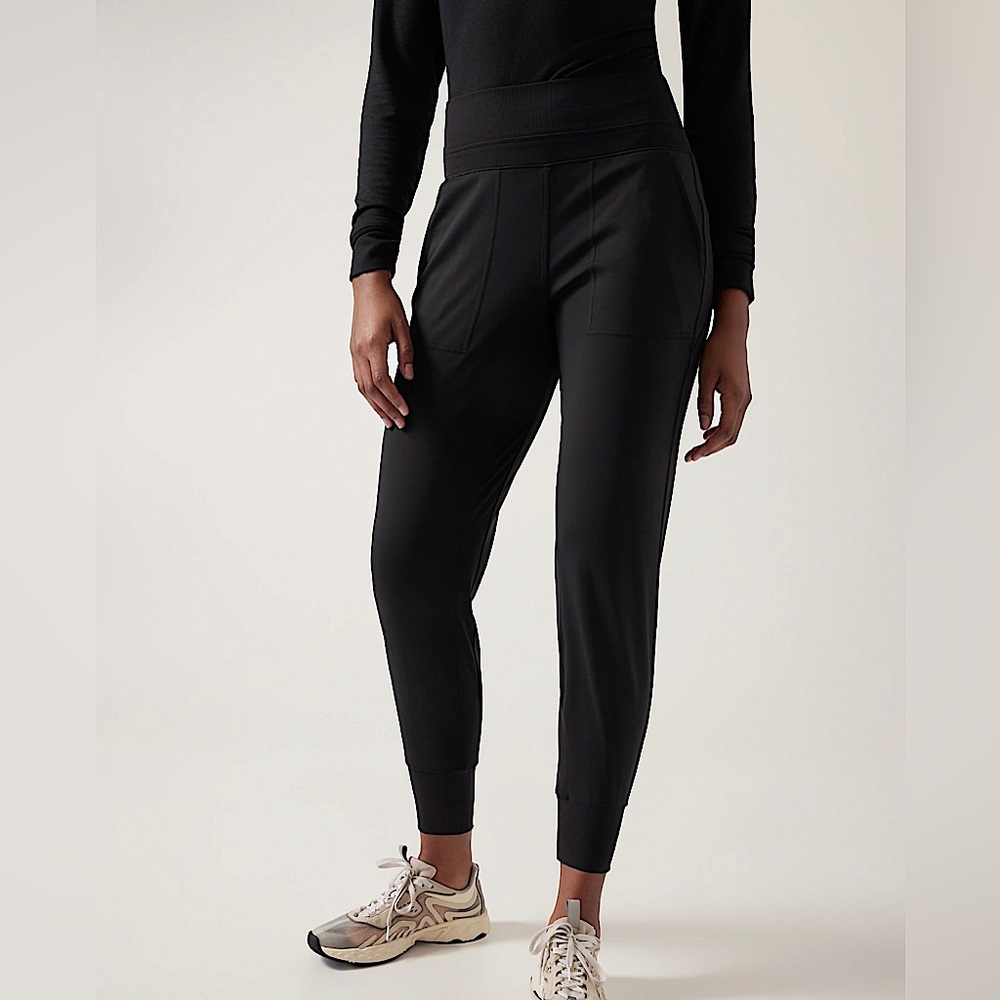 Athleta Venice Jogger SIZE SMALL